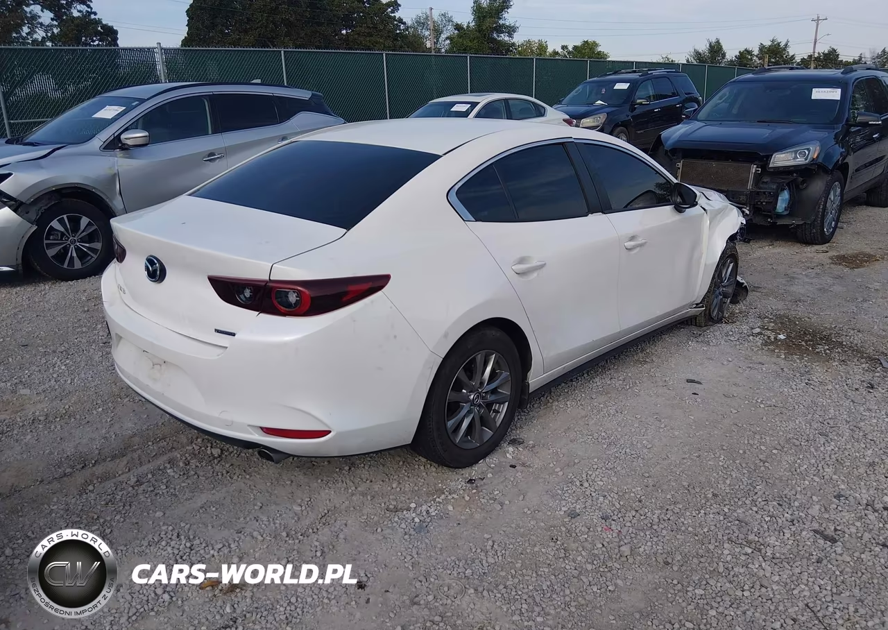 2024 Mazda 3 VIN:3MZBPAAM2RM406106 - 4