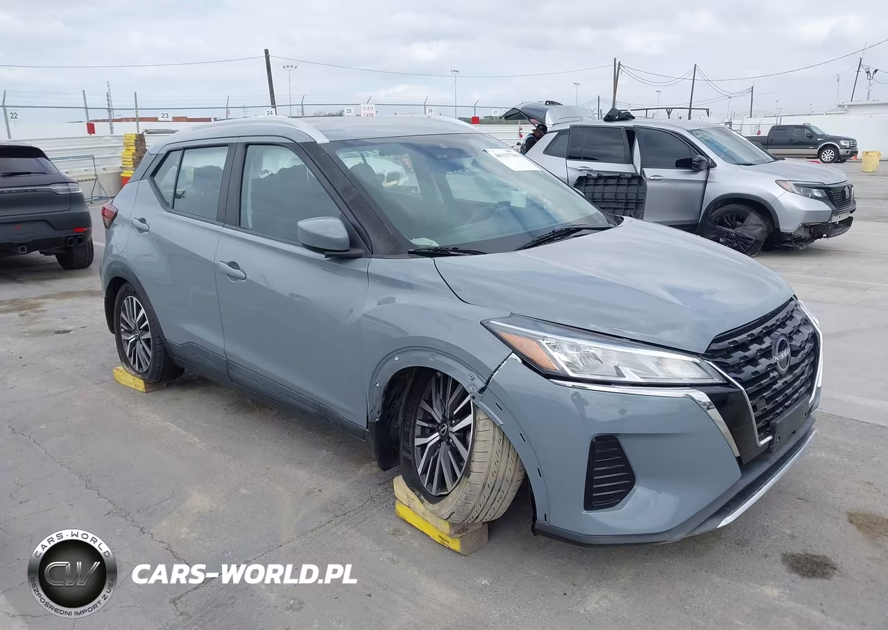 2022 Nissan Kicks Sv Xtronic Cvt
