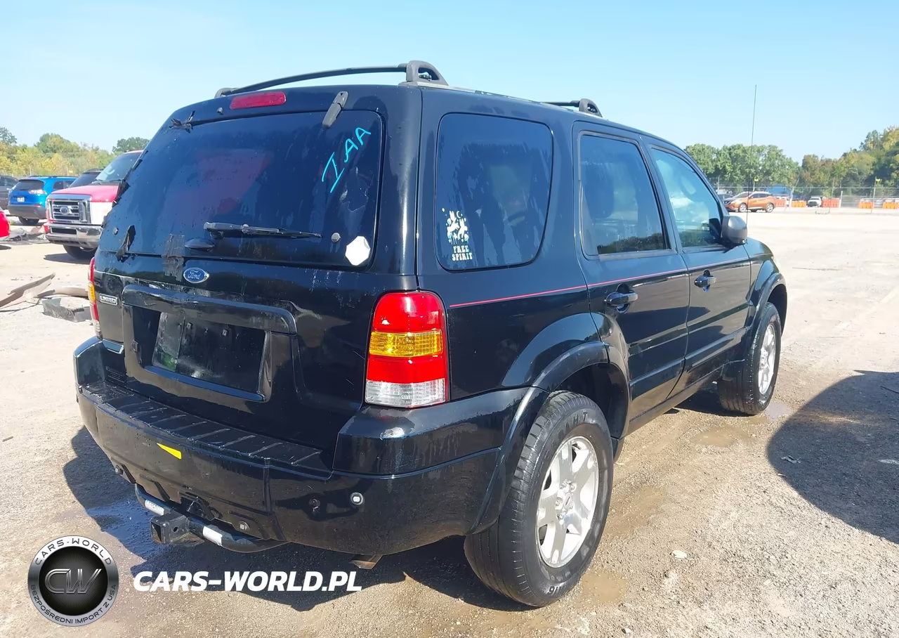 2007 Ford Escape Limited VIN:1FMCU941X7KA59379 - 4