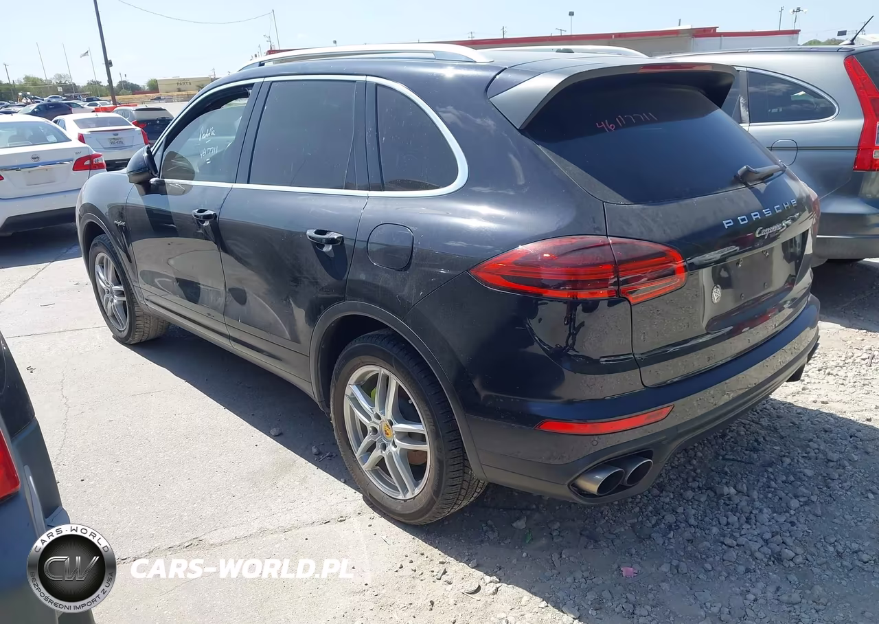 2016 Porsche Cayenne E-Hybrid S VIN:WP1AE2A24GLA63708 - 3