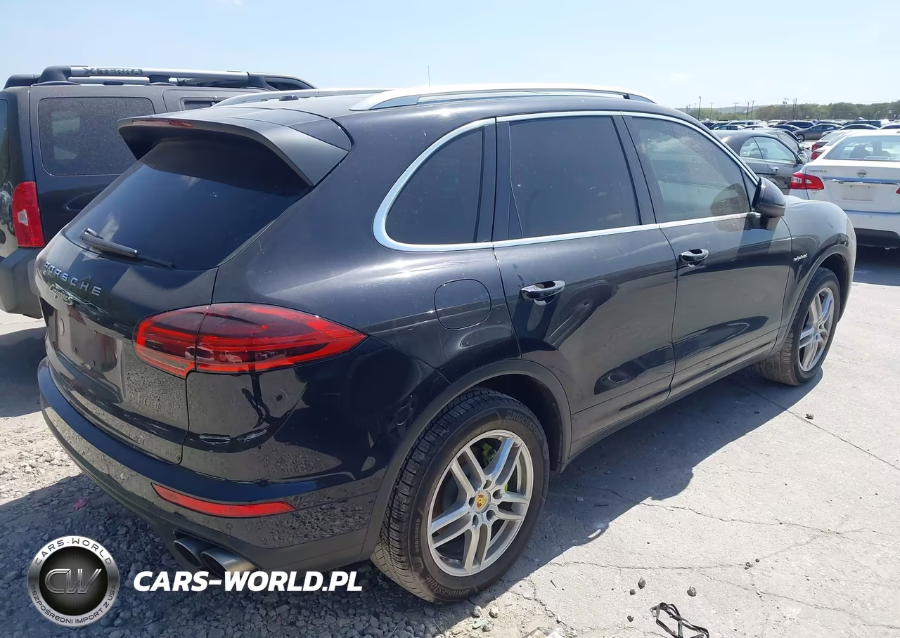 2016 Porsche Cayenne E-Hybrid S VIN:WP1AE2A24GLA63708 - 4