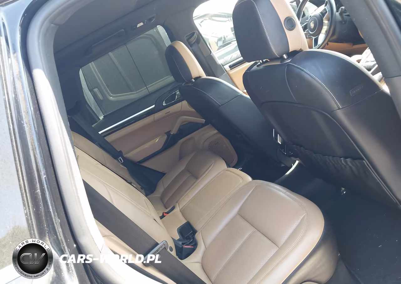 2016 Porsche Cayenne E-Hybrid S VIN:WP1AE2A24GLA63708 - 8