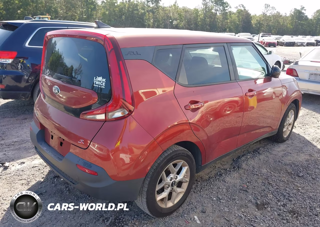 2020 Kia Soul S VIN:KNDJ23AU0L7116344 - 4