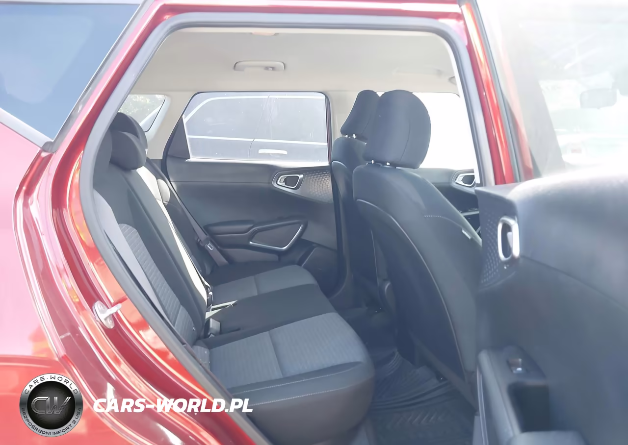 2020 Kia Soul S VIN:KNDJ23AU0L7116344 - 8