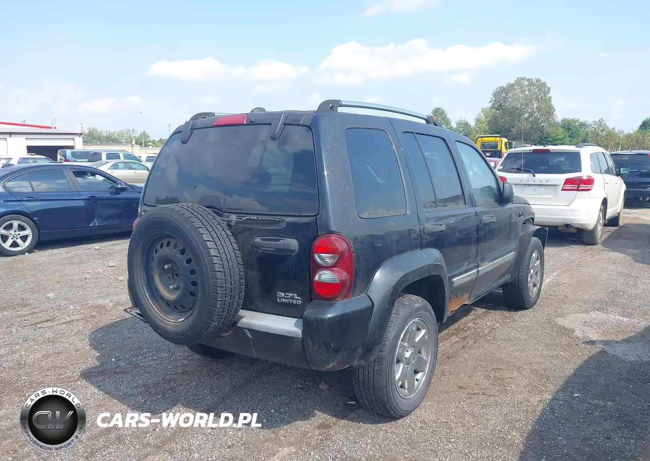 2005 Jeep Liberty Limited Edition VIN:1J4GL58K35W662484 - 4