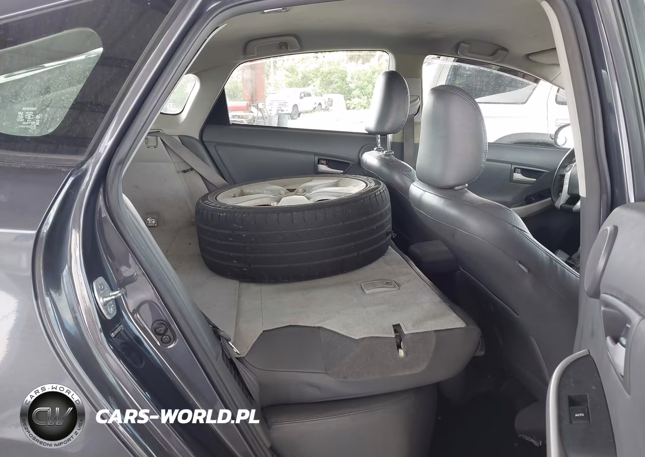 2011 Toyota Prius Five VIN:JTDKN3DU3B1372003 - 8