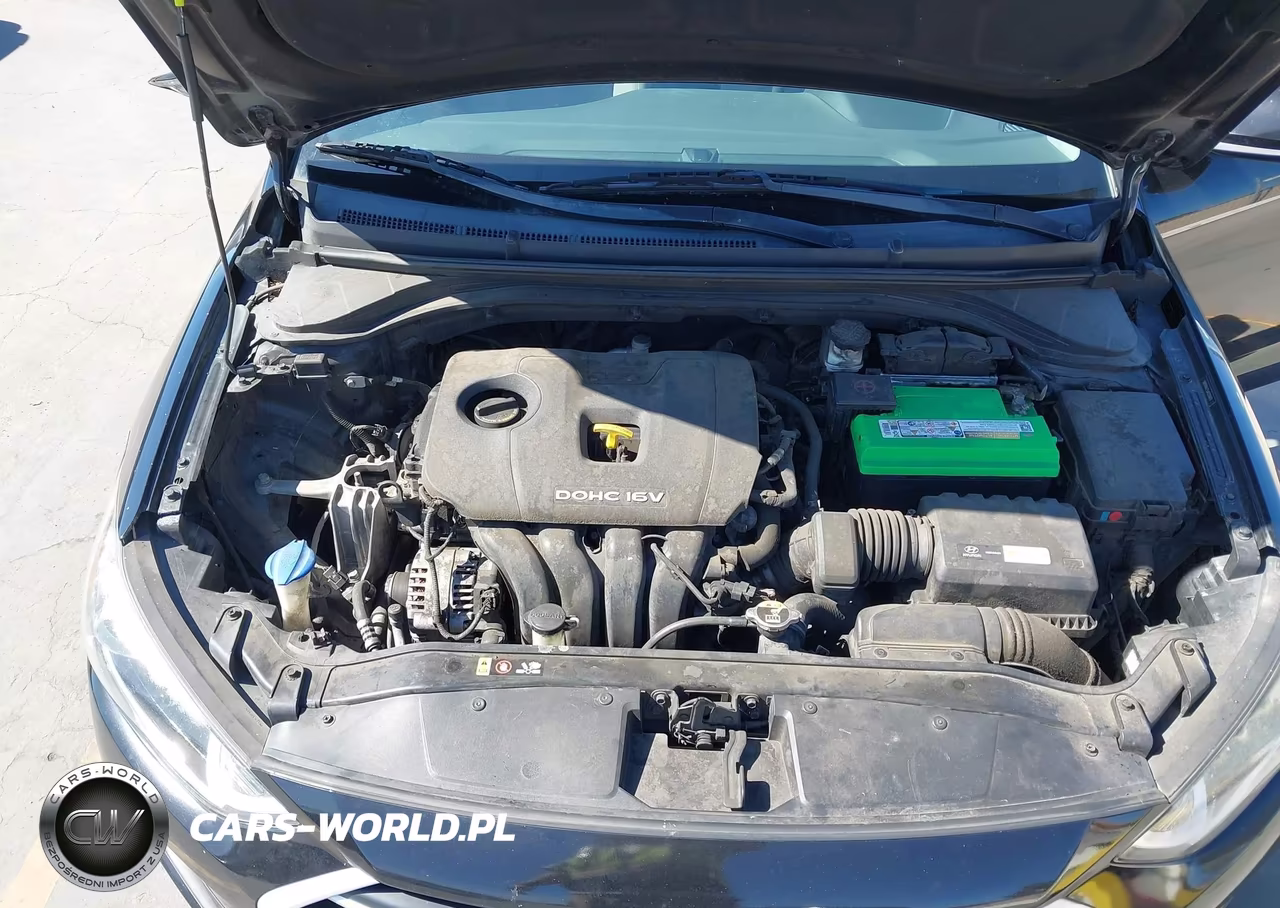 2018 Hyundai Elantra Sel VIN:5NPD84LF5JH220935 - 10