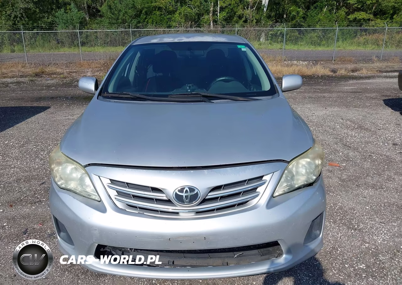 2013 Toyota Corolla Le VIN:5YFBU4EEXDP150721 - 12