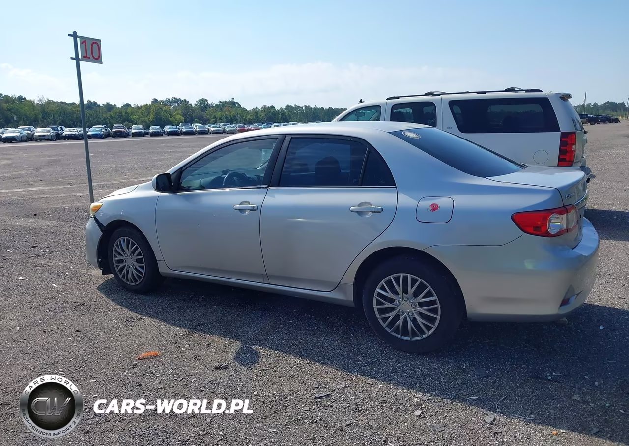 2013 Toyota Corolla Le VIN:5YFBU4EEXDP150721 - 14