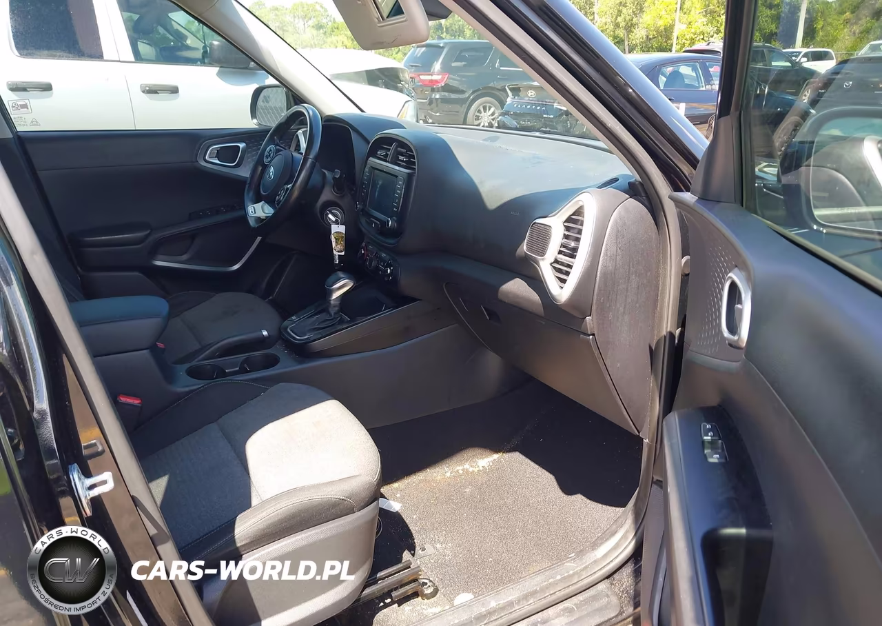 2020 Kia Soul Gt-Line VIN:KNDJ63AU4L7047324 - 5