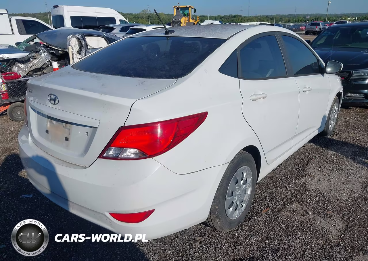 2017 Hyundai Accent Se VIN:KMHCT4AE5HU394908 - 4