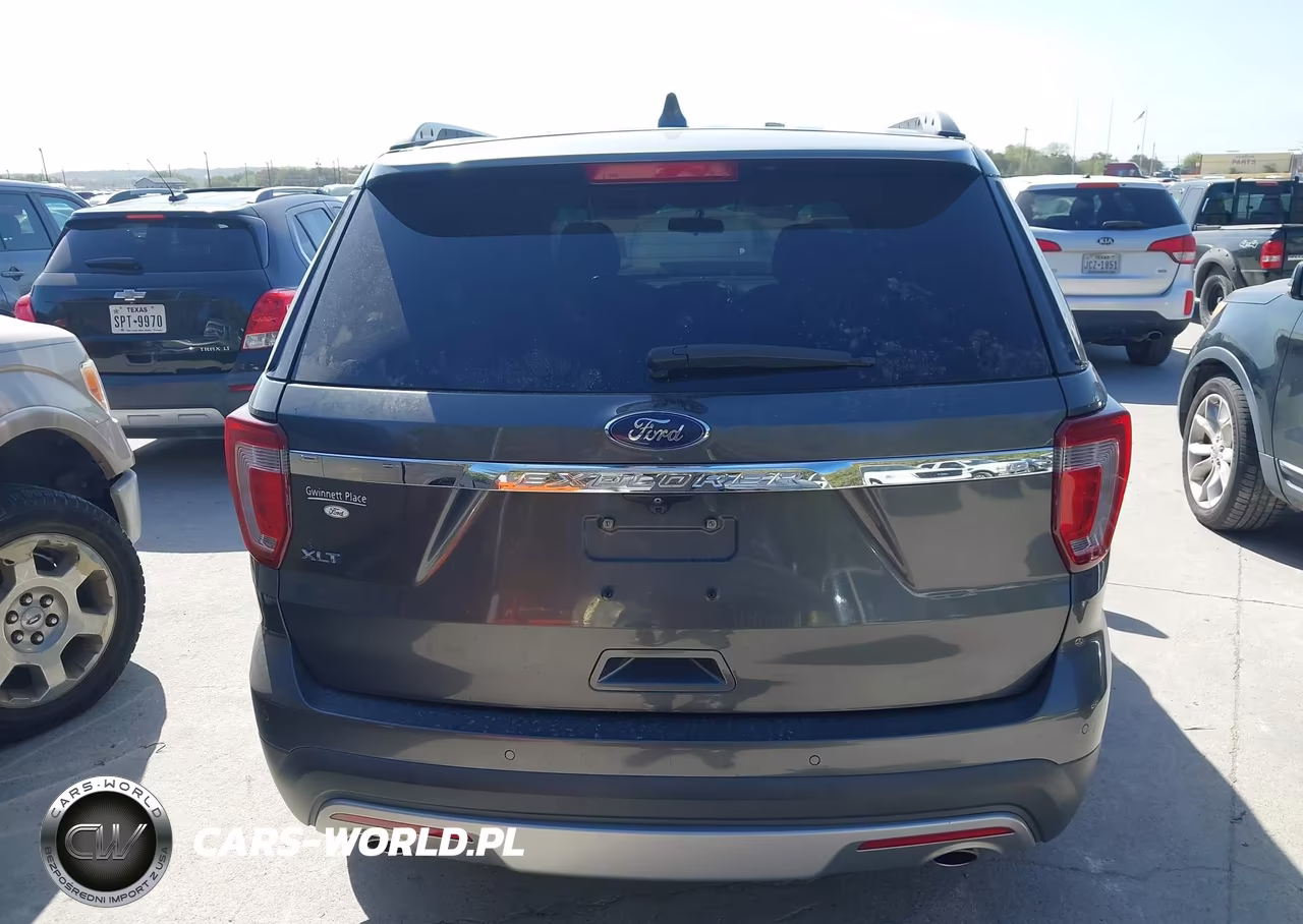 2017 Ford Explorer Xlt VIN:1FM5K7D84HGA54294 - 16