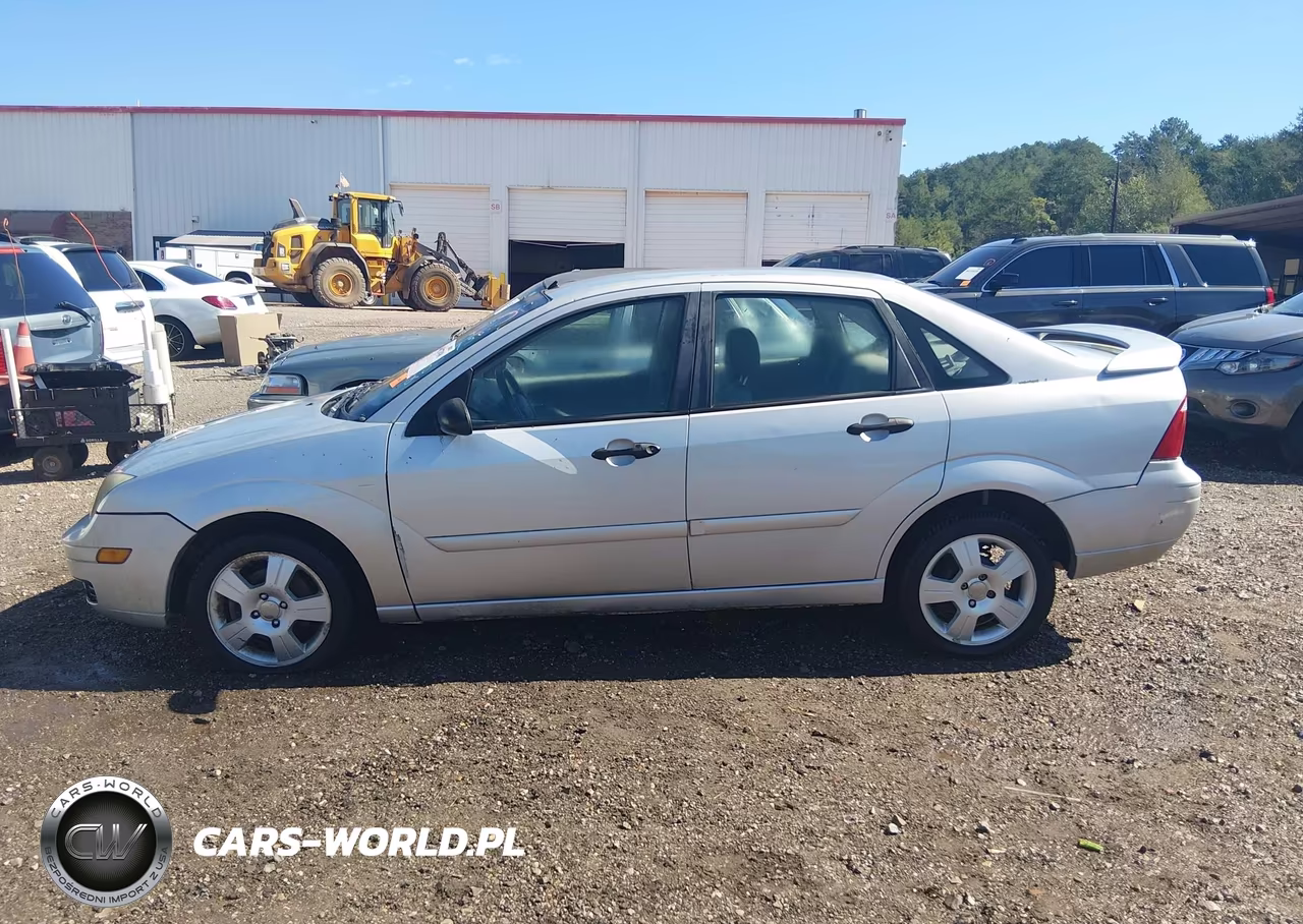 2005 Ford Focus Zx4 VIN:1FAFP34N05W285936 - 14