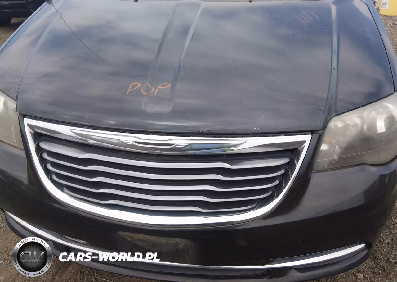2014 Chrysler Town & Country S VIN:2C4RC1HG0ER132419 - 6