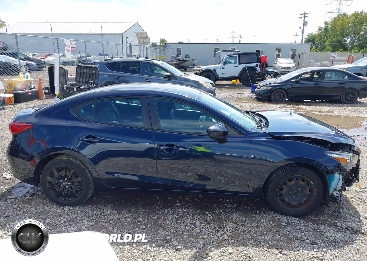 2017 Mazda Mazda3 Sport VIN:3MZBN1U71HM138174 - 13