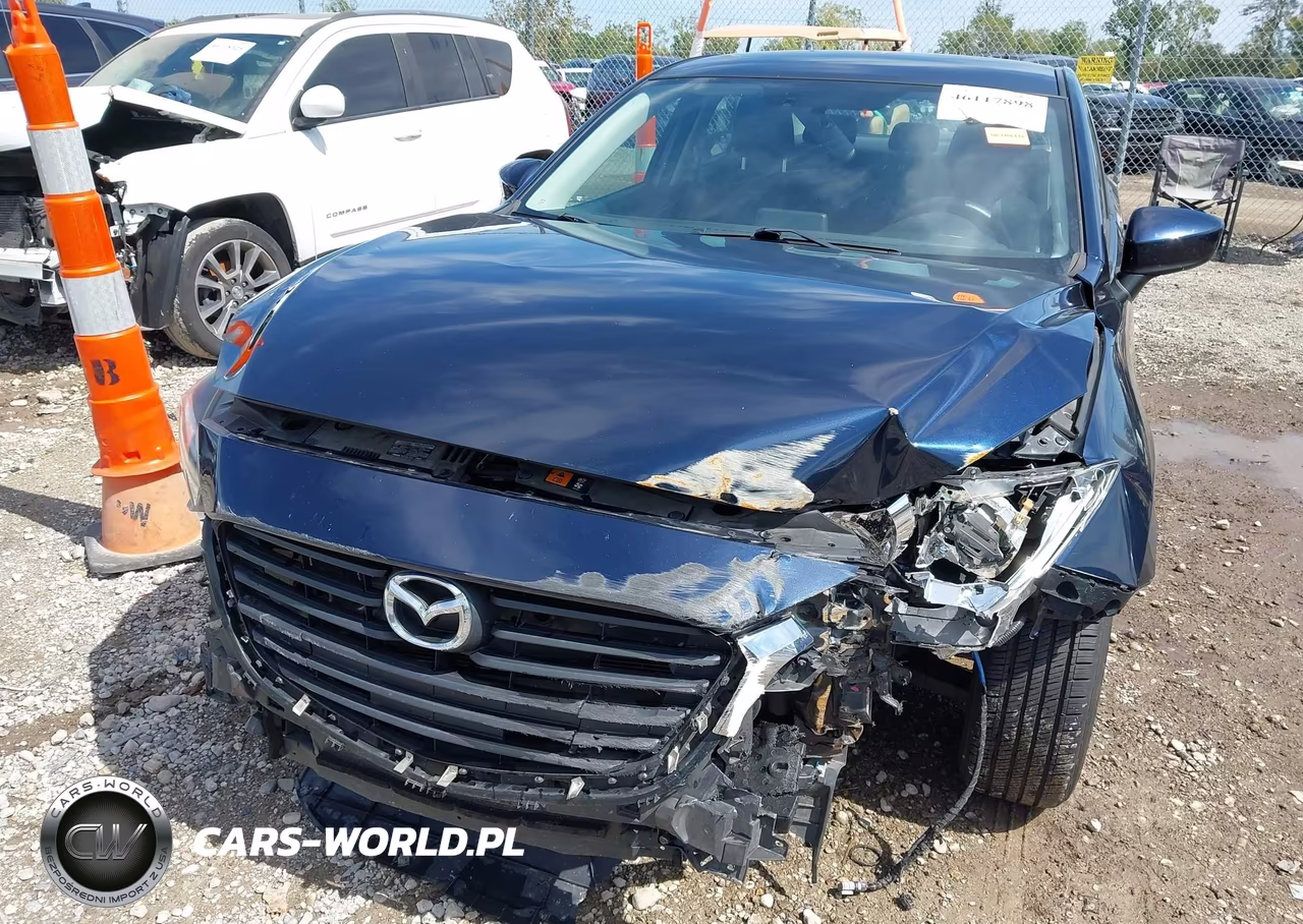 2017 Mazda Mazda3 Sport VIN:3MZBN1U71HM138174 - 6