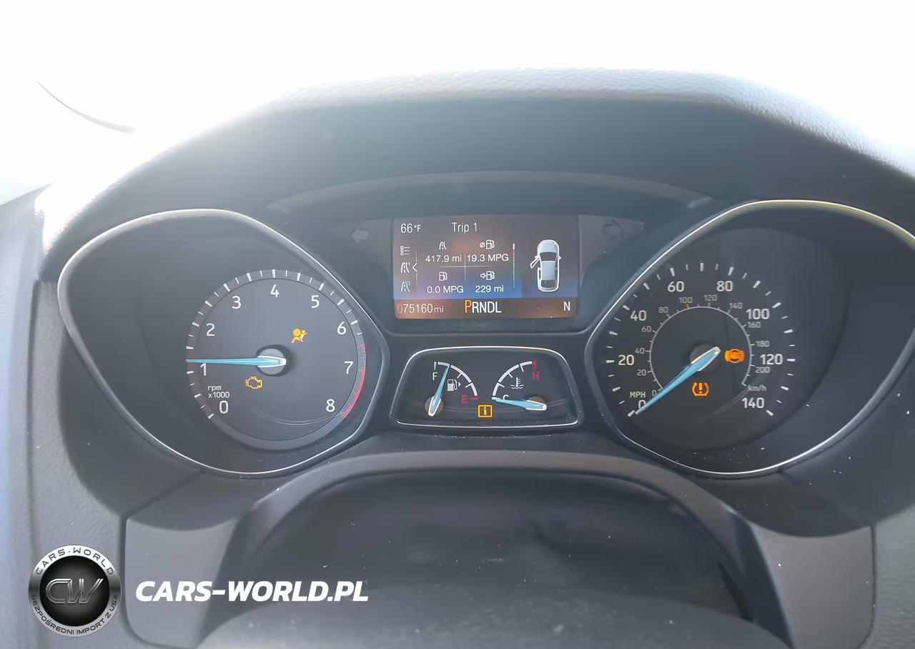 2018 Ford Focus Se VIN:1FADP3K21JL313593 - 7