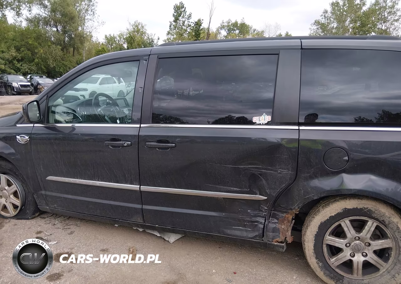 2012 Chrysler Town & Country Touring VIN:2C4RC1BG4CR410017 - 14