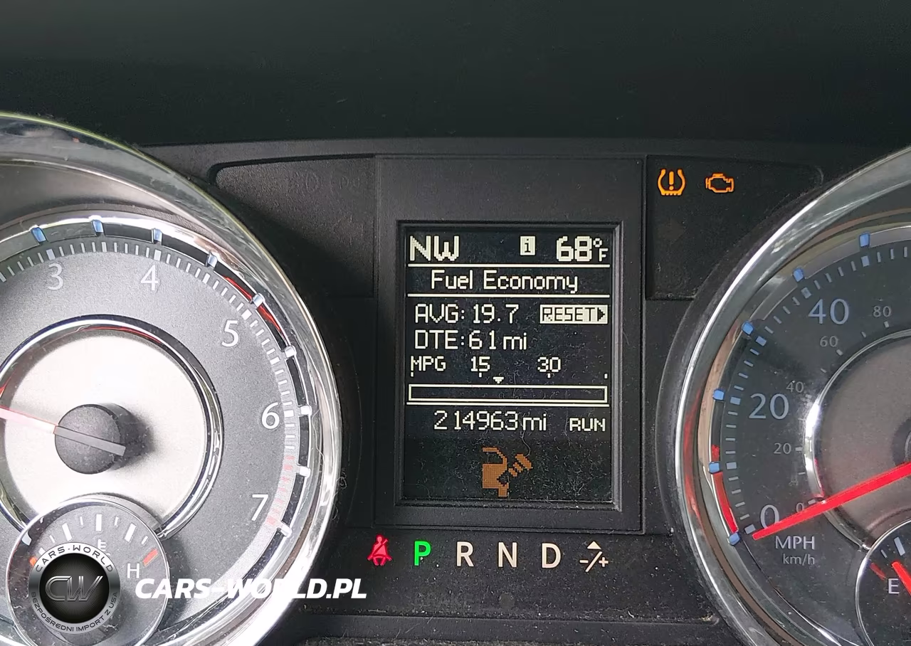 2012 Chrysler Town & Country Touring VIN:2C4RC1BG4CR410017 - 15