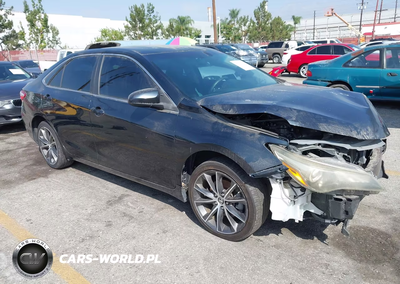 2015 Toyota Camry Xse