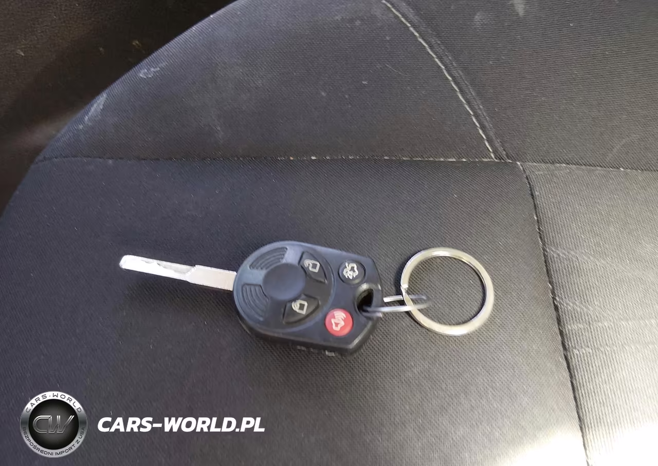 2016 Ford Focus Se VIN:1FADP3F26GL380192 - 11