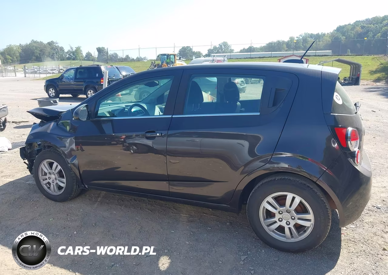 CHEVROLET SONIC LT VIN:1G1JC6SH6F4202286 - 14
