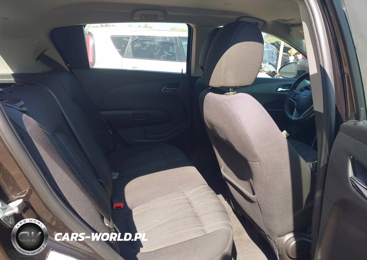 CHEVROLET SONIC LT VIN:1G1JC6SH6F4202286 - 8