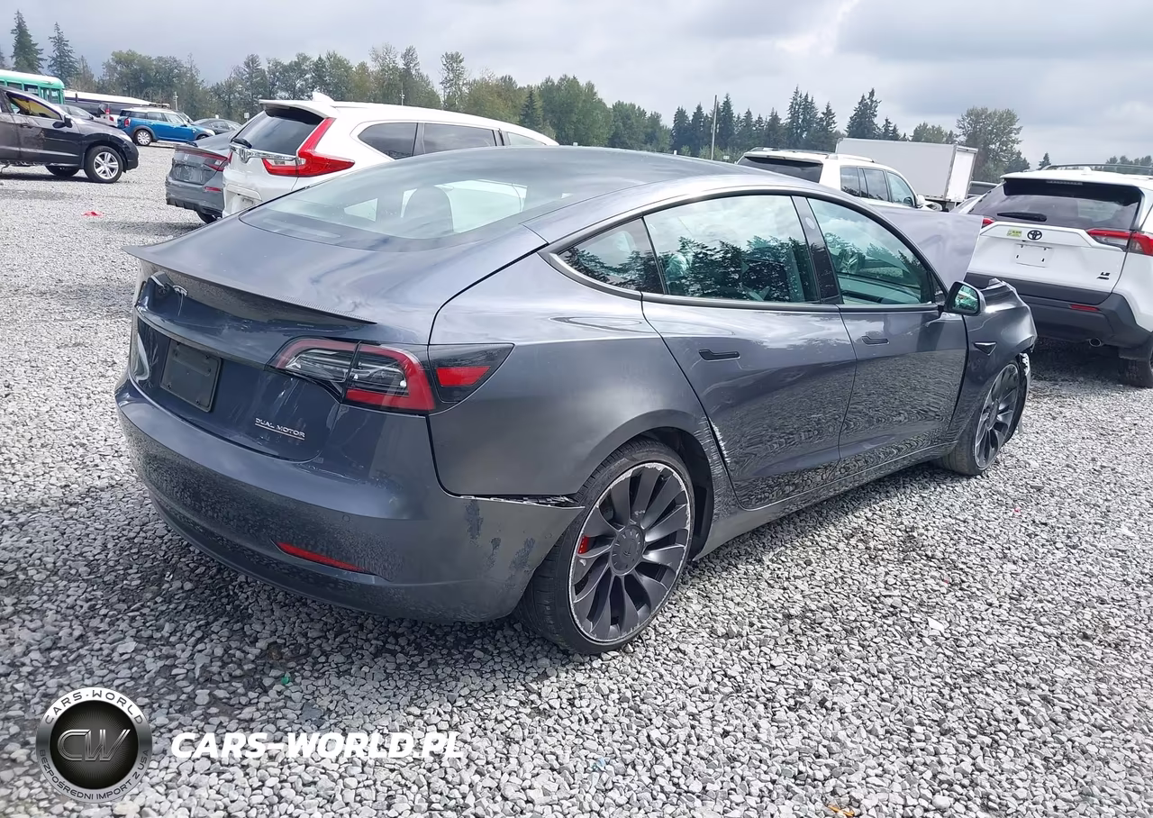 2021 Tesla Model 3 Performance Dual Motor All-Wheel Drive VIN:5YJ3E1EC1MF926051 - 4