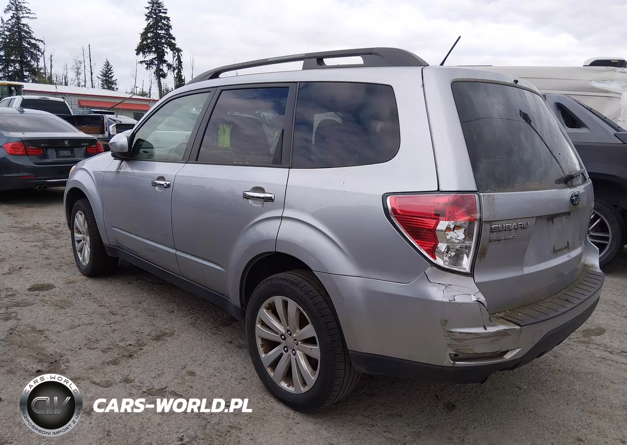 2012 Subaru Forester 2.5X Premium VIN:JF2SHADC6CH435589 - 3