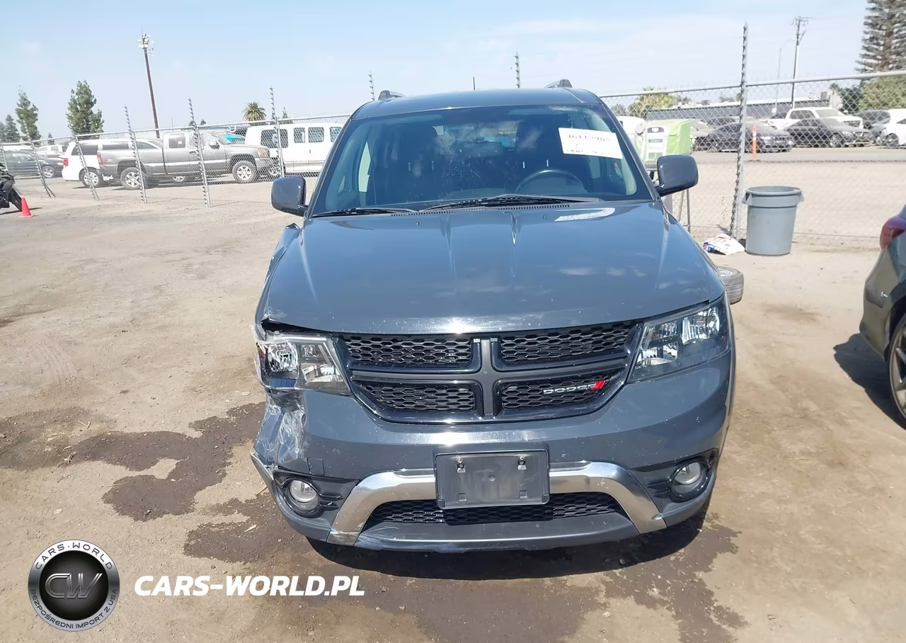 2017 Dodge Journey Crossroad VIN:3C4PDCGGXHT564485 - 13
