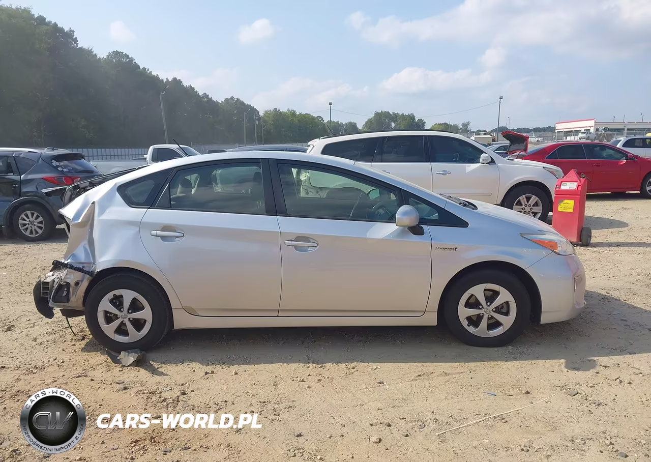 2012 Toyota Prius Two VIN:JTDKN3DU5C5509436 - 13