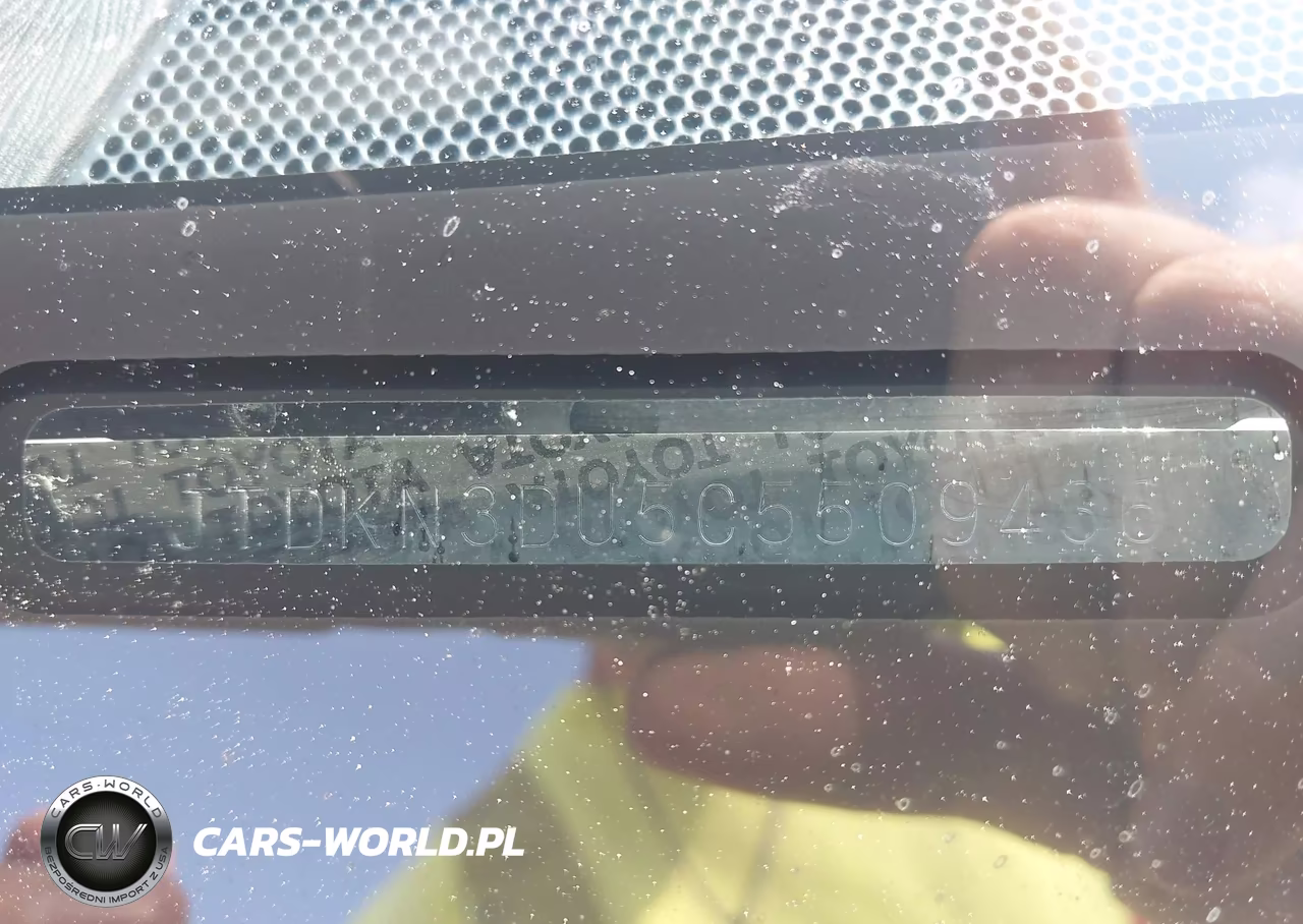 2012 Toyota Prius Two VIN:JTDKN3DU5C5509436 - 17