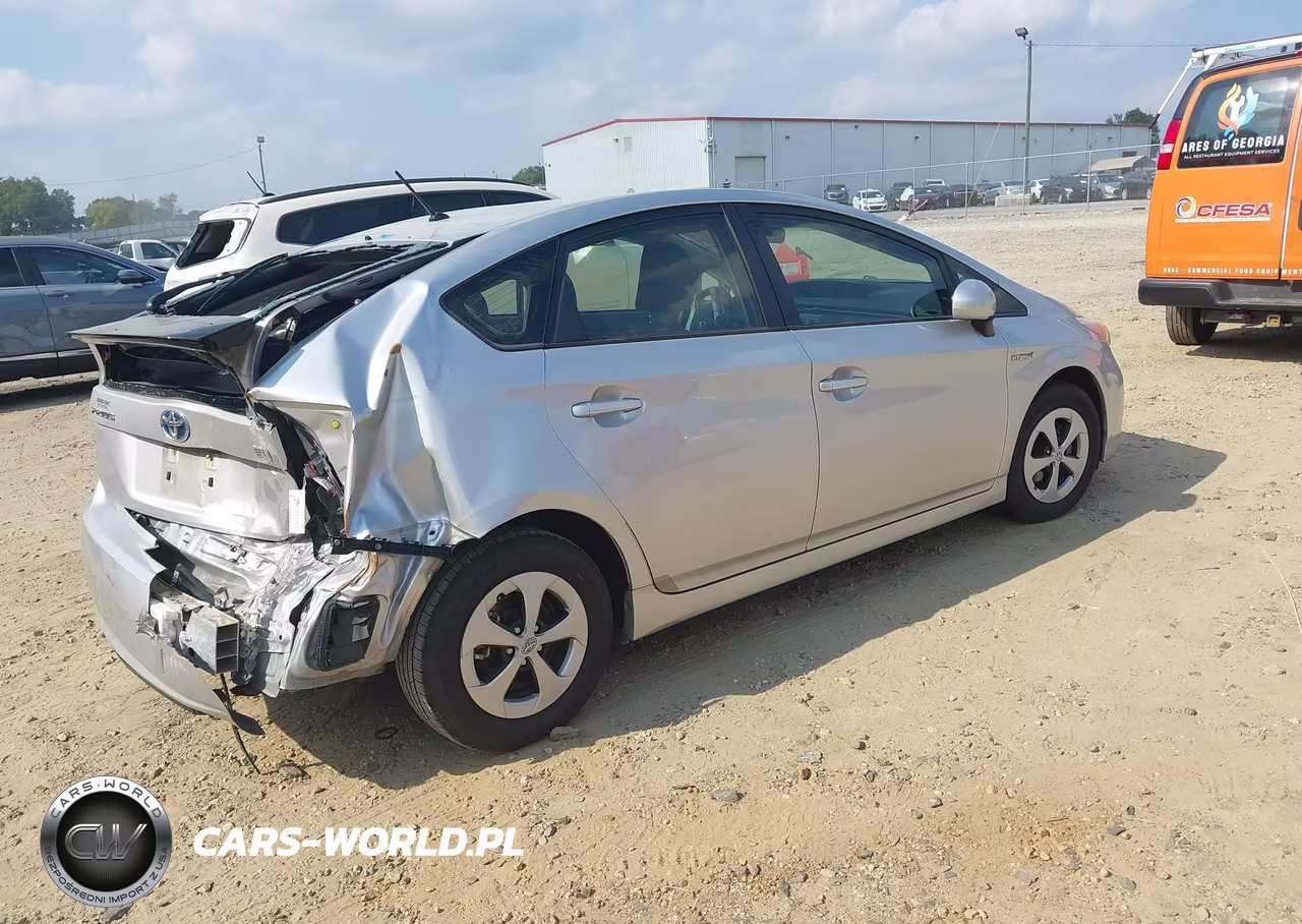 2012 Toyota Prius Two VIN:JTDKN3DU5C5509436 - 4