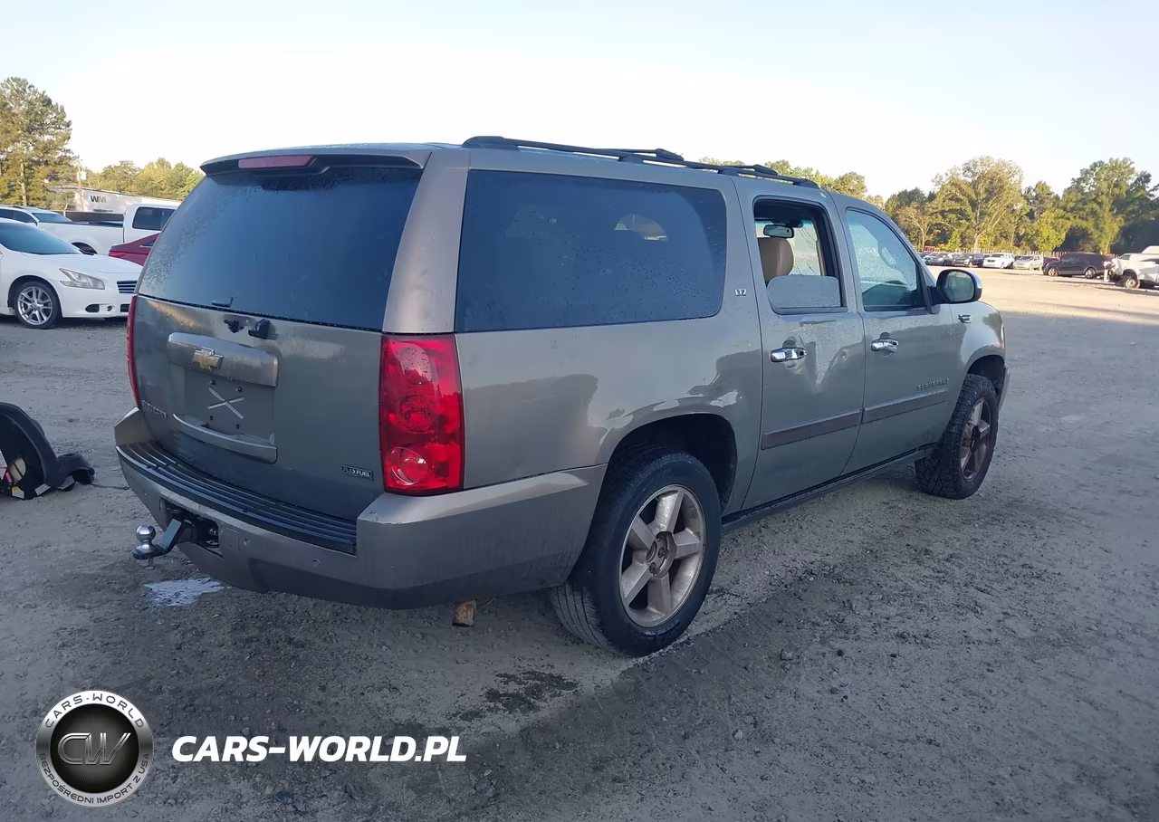 2007 Chevrolet Suburban Ltz VIN:1GNFC16057J290696 - 4