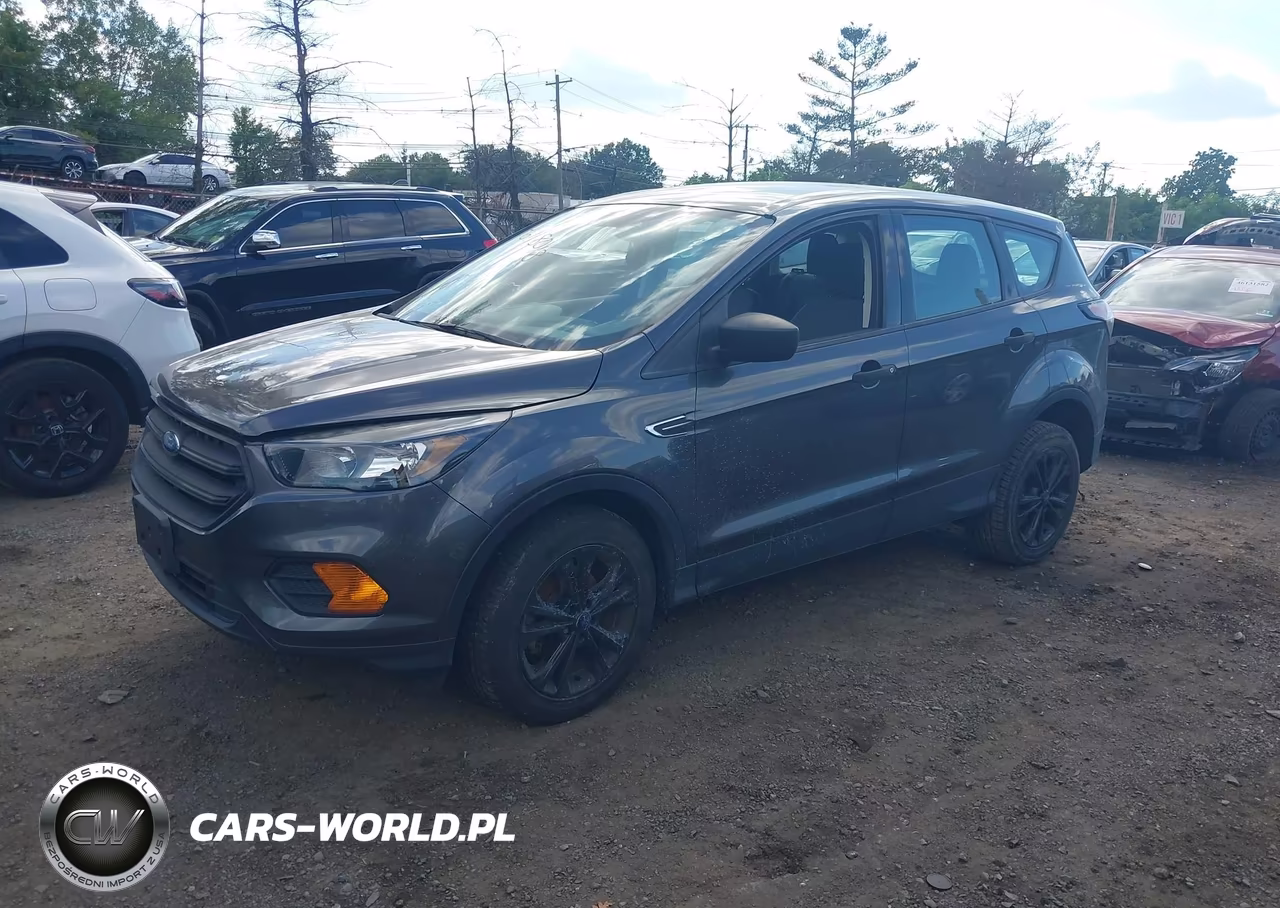 2018 Ford Escape S VIN:1FMCU0F71JUC77574 - 2