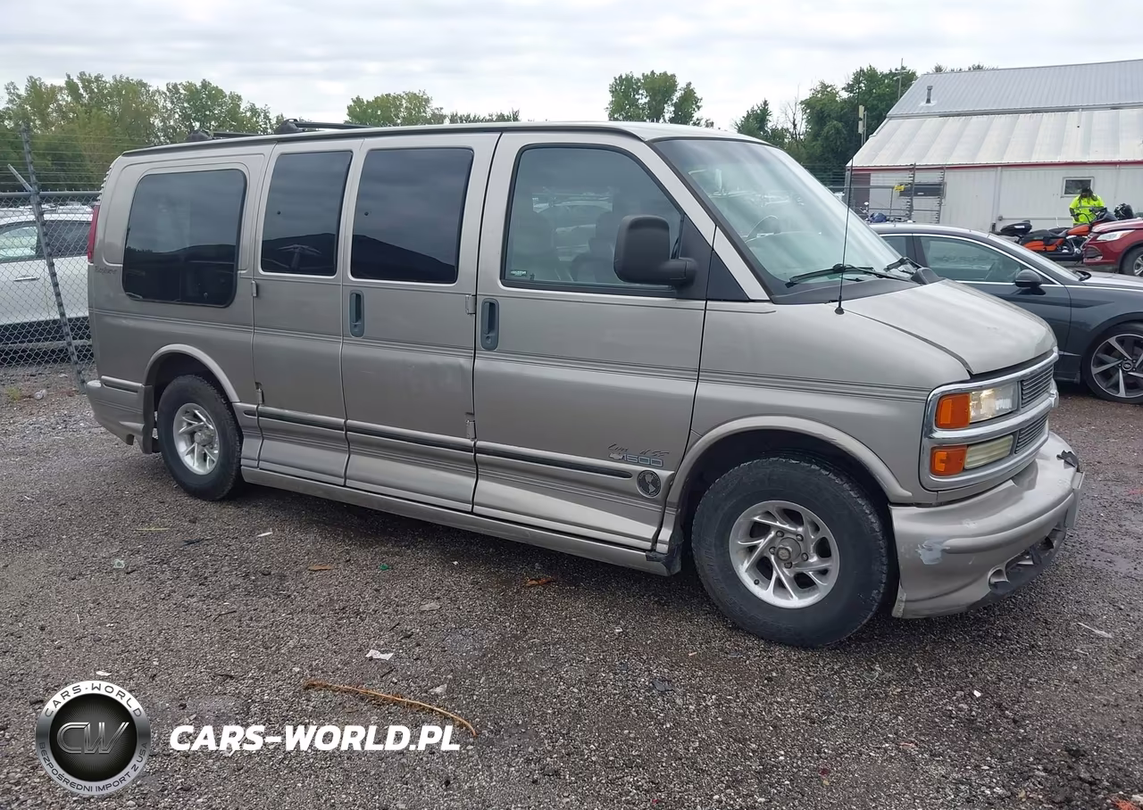 2002 Chevrolet Express – zdjęcie 1 z 16