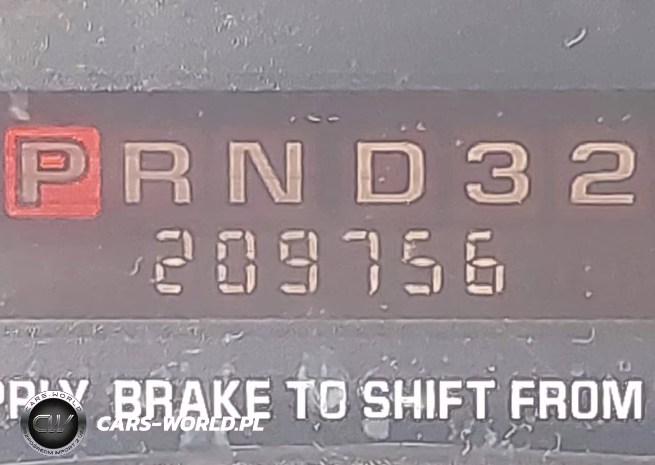 2002 Chevrolet Express VIN:1GBFG15RX21158320 - 12