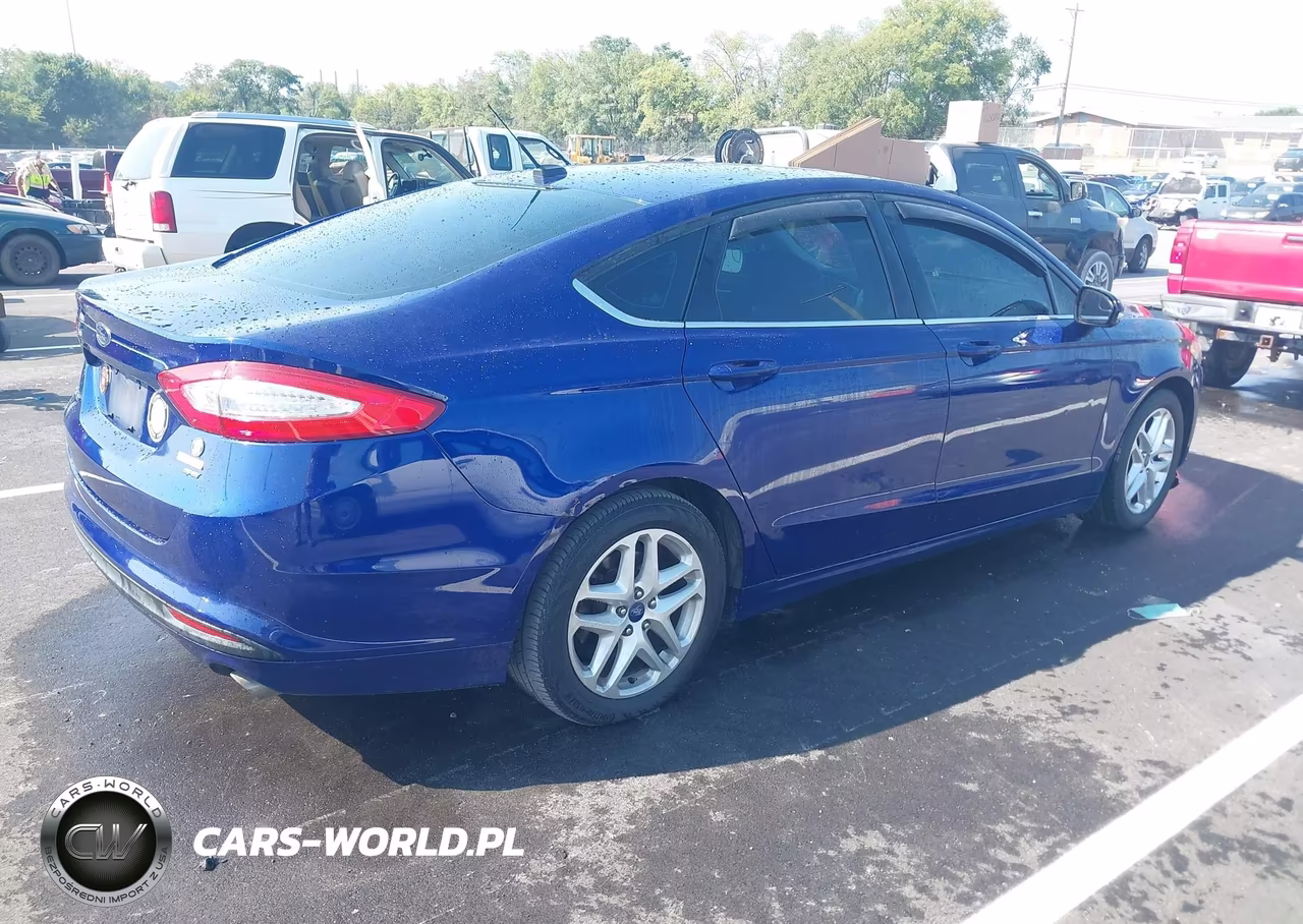 2015 Ford Fusion Se VIN:1FA6P0H77F5125781 - 4
