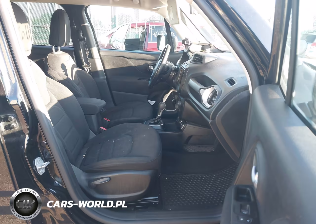 2019 Jeep Renegade Latitude 4X4 VIN:ZACNJBBB9KPK58430 - 5