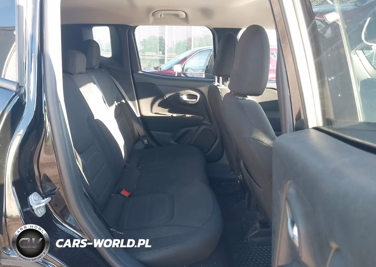 2019 Jeep Renegade Latitude 4X4 VIN:ZACNJBBB9KPK58430 - 8