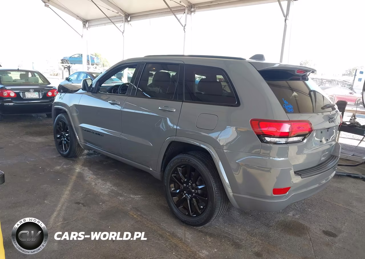 2021 Jeep Grand Cherokee Laredo X 4X2 VIN:1C4RJEAG5MC739396 - 3