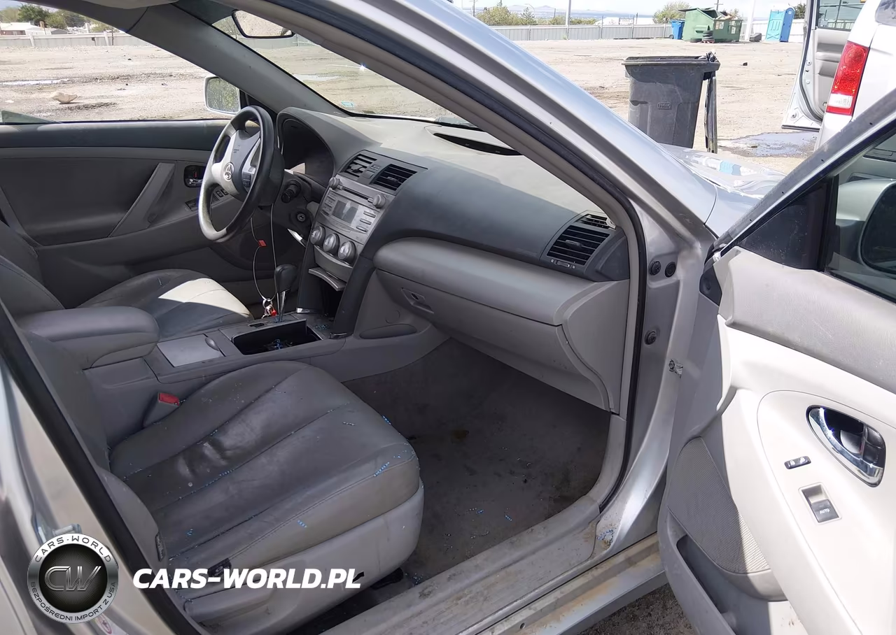 2011 Toyota Camry Le V6 VIN:JTNBK3EK6B3050672 - 5