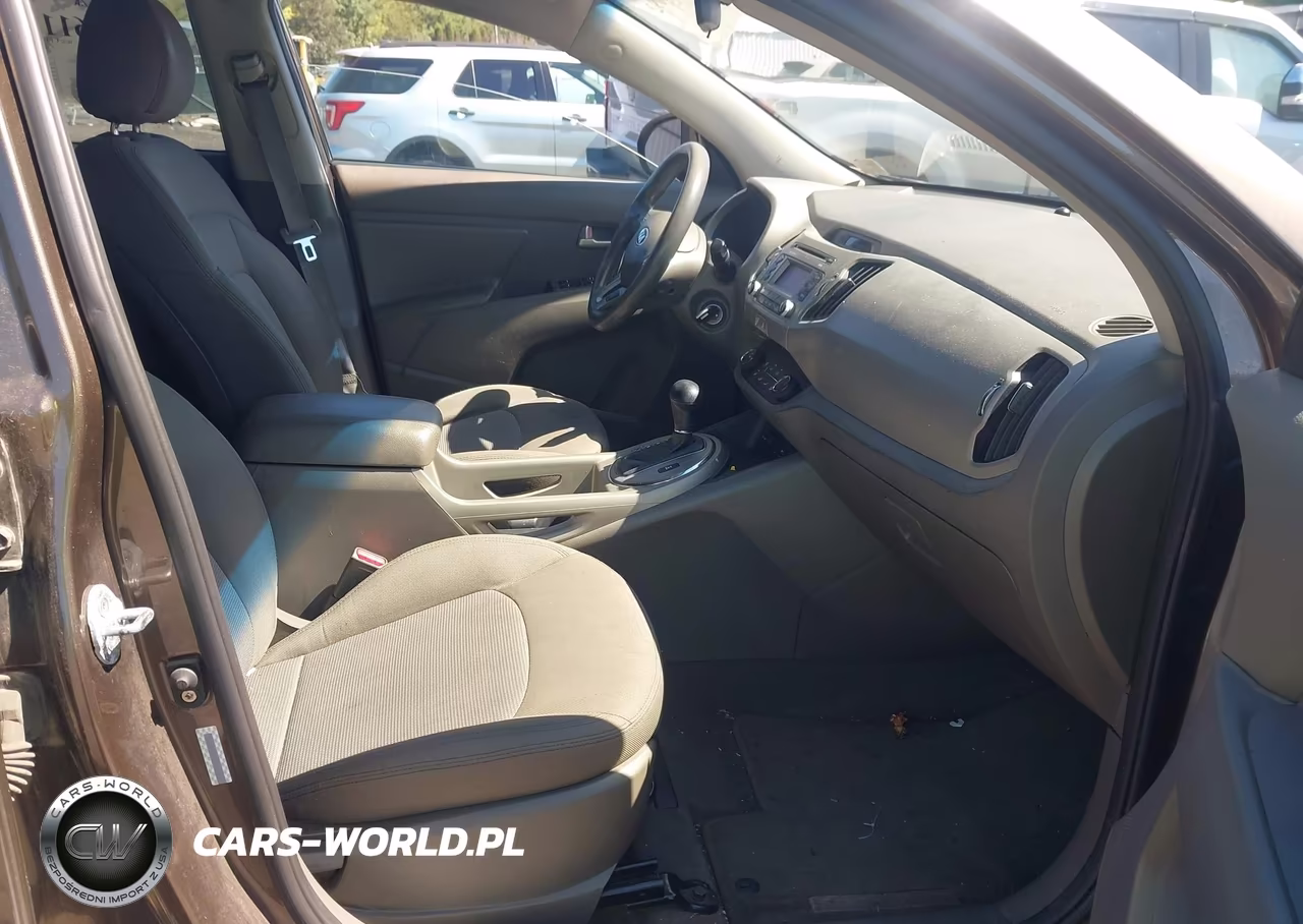 2015 Kia Sportage Lx VIN:KNDPBCAC0F7748685 - 5