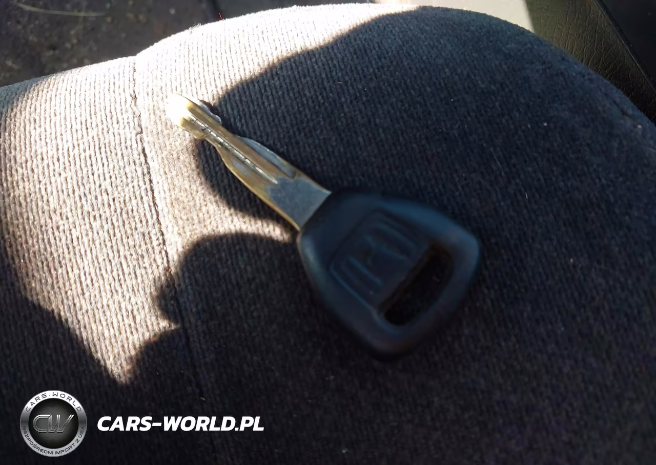 1999 Honda Accord Lx VIN:1HGCG3149XA009202 - 11