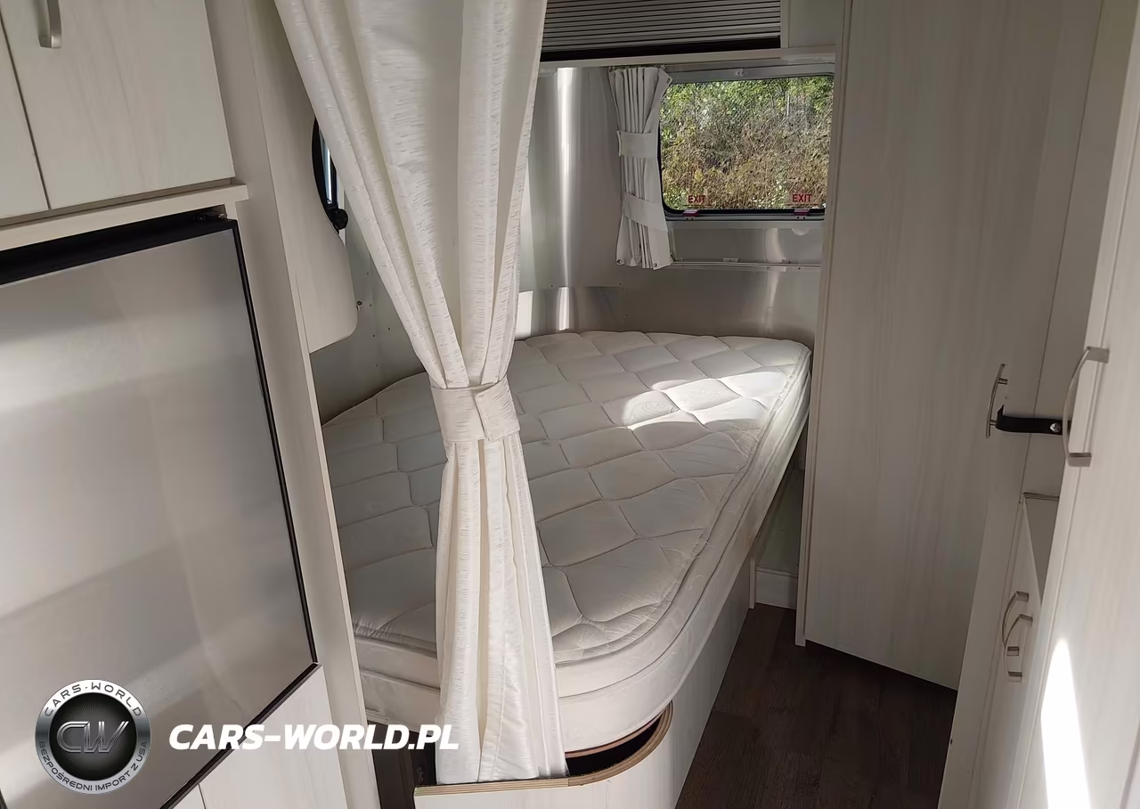 2021 Airstream Other VIN:1STCMAA16MJ556281 - 12