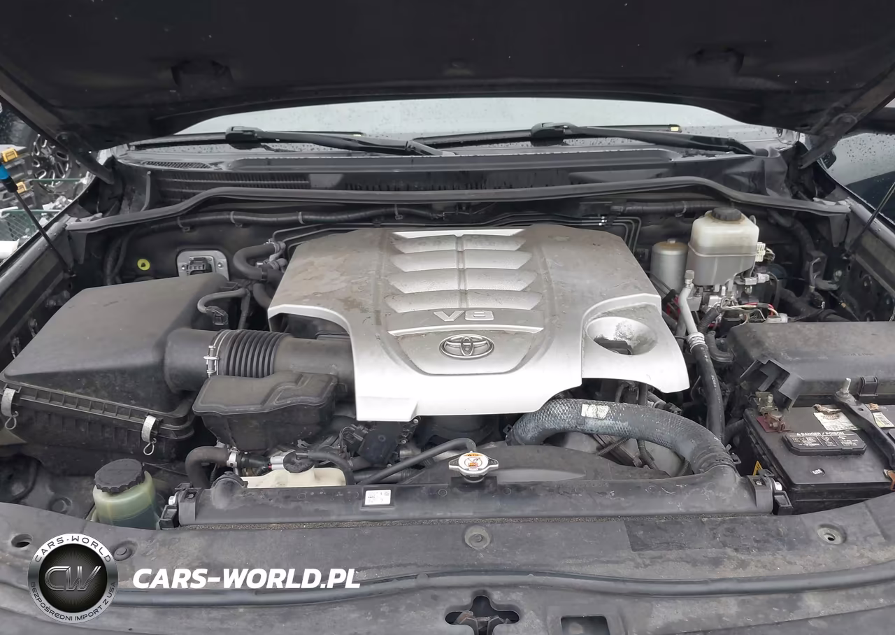 2011 Toyota Land Cruiser V8 VIN:JTMHY7AJXB5008835 - 10