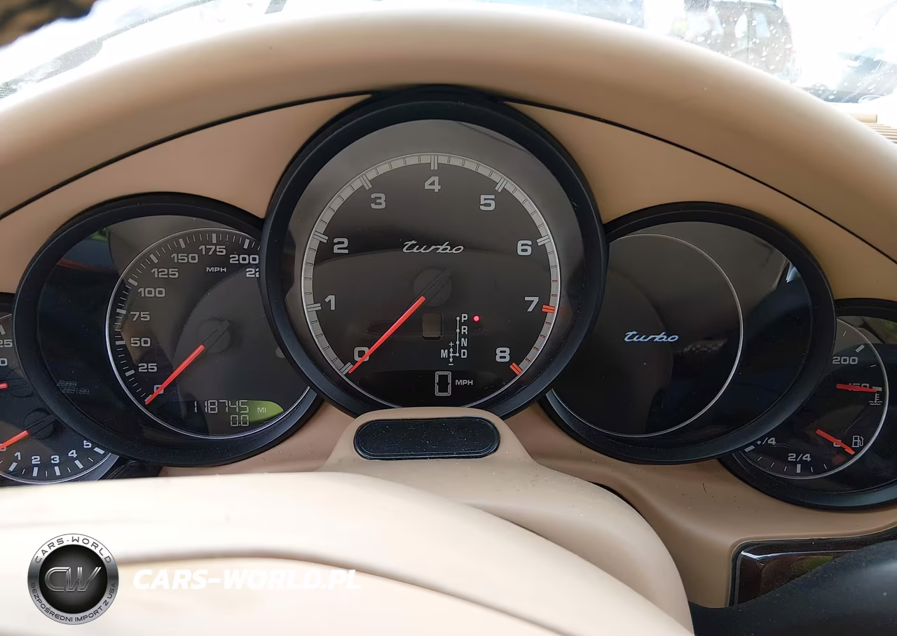 2010 Porsche Panamera Turbo VIN:WP0AC2A70AL090964 - 7