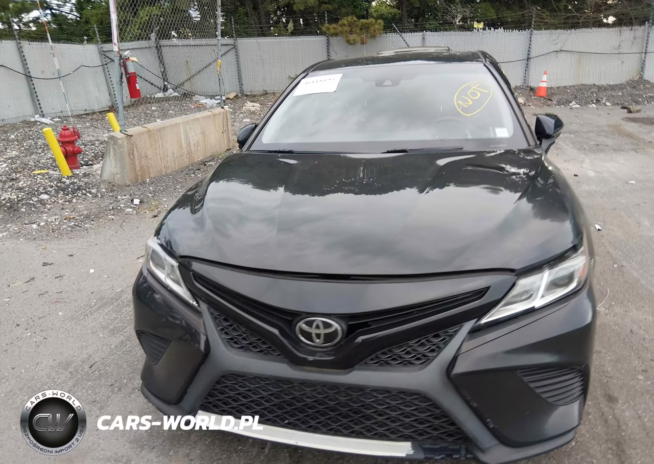 2018 Toyota Camry Se VIN:4T1B11HK9JU043808 - 12