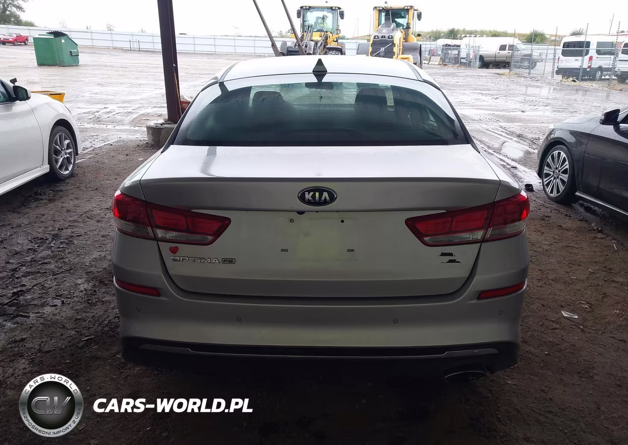 2019 Kia Optima Lx VIN:5XXGT4L32KG344739 - 16