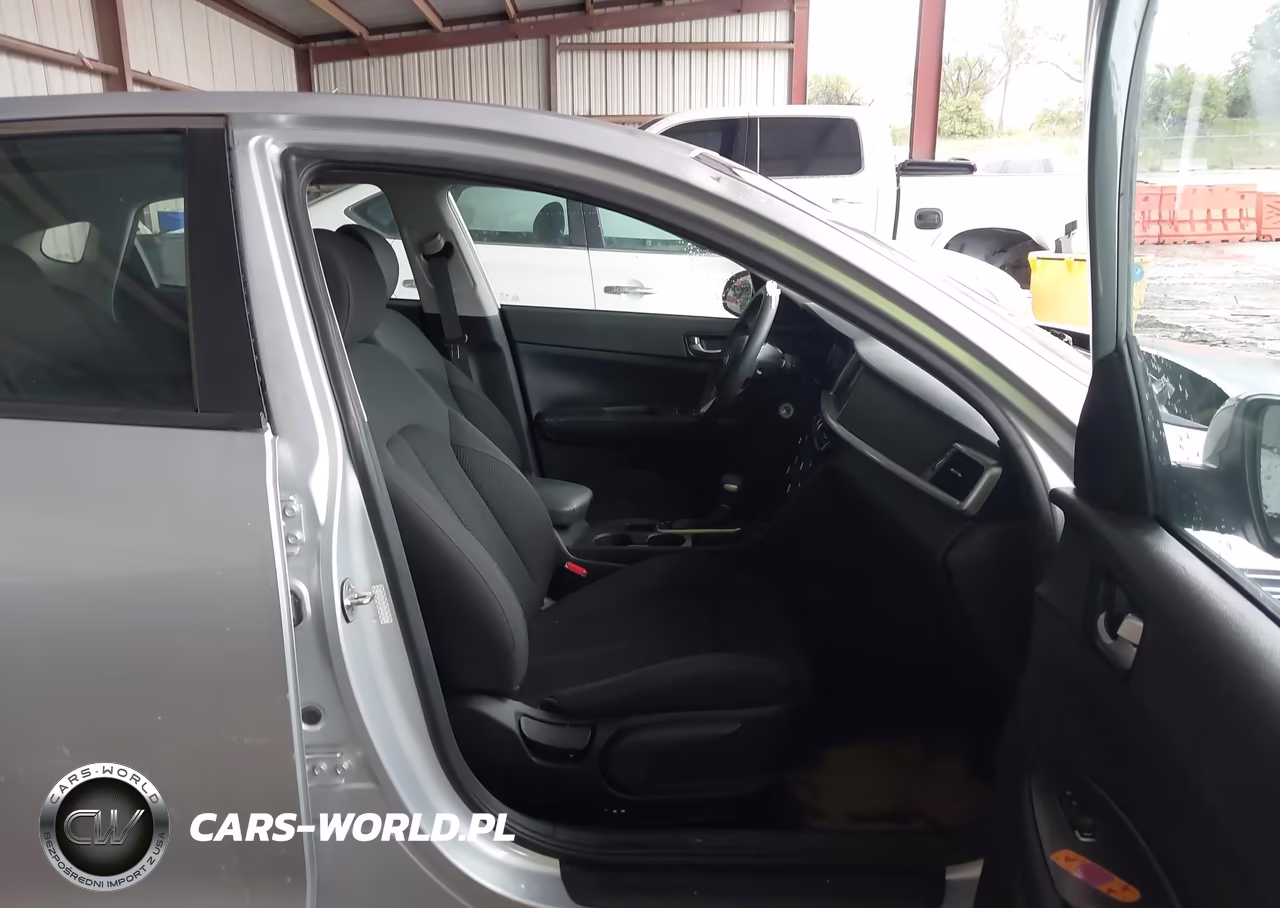 2019 Kia Optima Lx VIN:5XXGT4L32KG344739 - 5